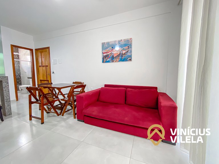 Apê pavimento superior com 2 quartos (ambos com ar), interne