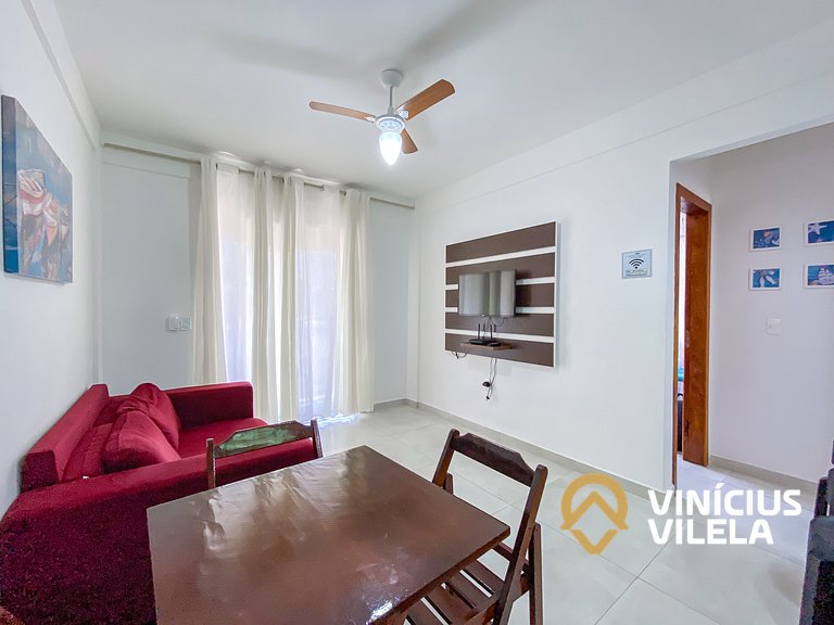 Apê pavimento superior com 2 quartos (ambos com ar), interne