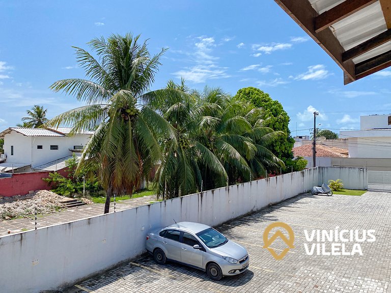 Apê pavimento superior com 2 quartos (ambos com ar), interne