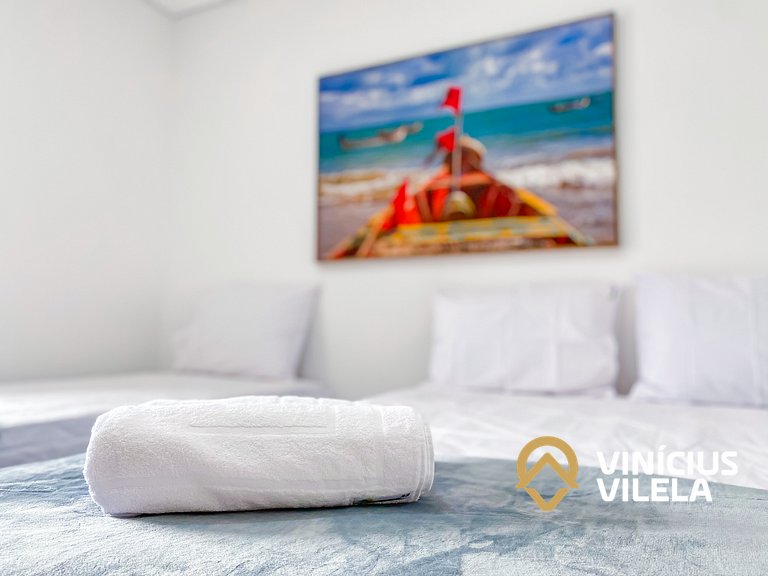 Com 3 suítes, churrasqueira privativa.