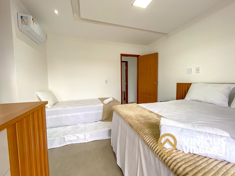 Casa Individual com 2 suítes, cozinha completa, Internet pri