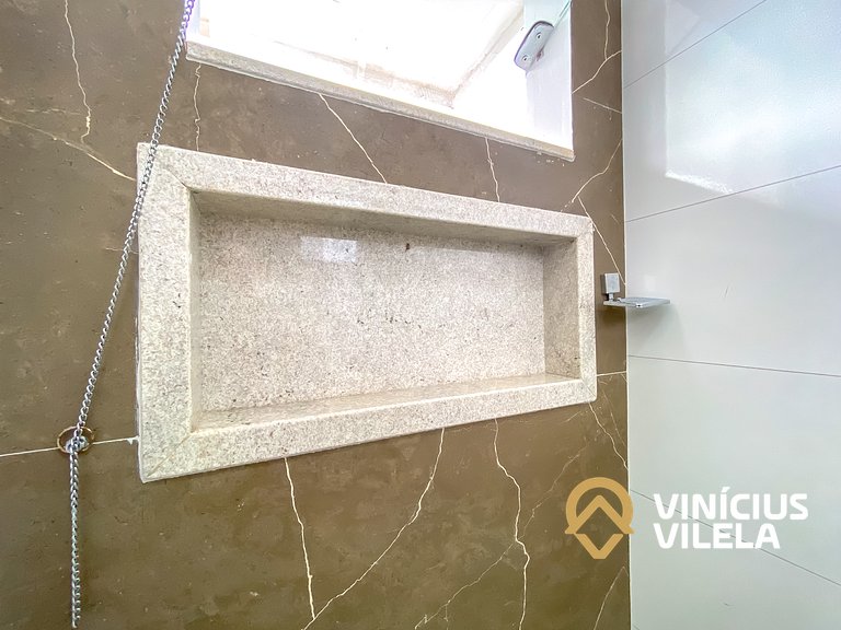 Casa Individual com 2 suítes, cozinha completa, Internet pri