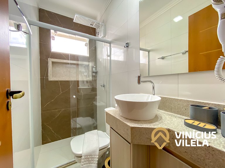 Casa Individual com 2 suítes, cozinha completa, Internet pri