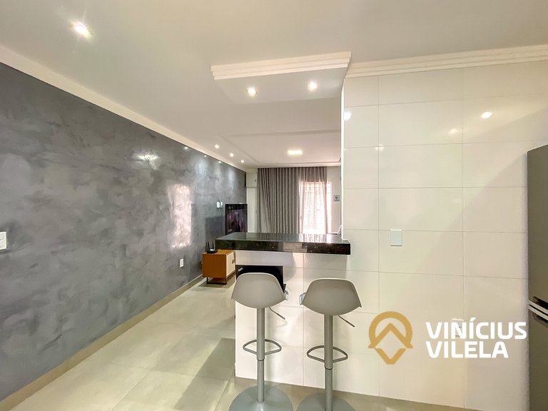 Casa Individual com 2 suítes, cozinha completa, Internet pri