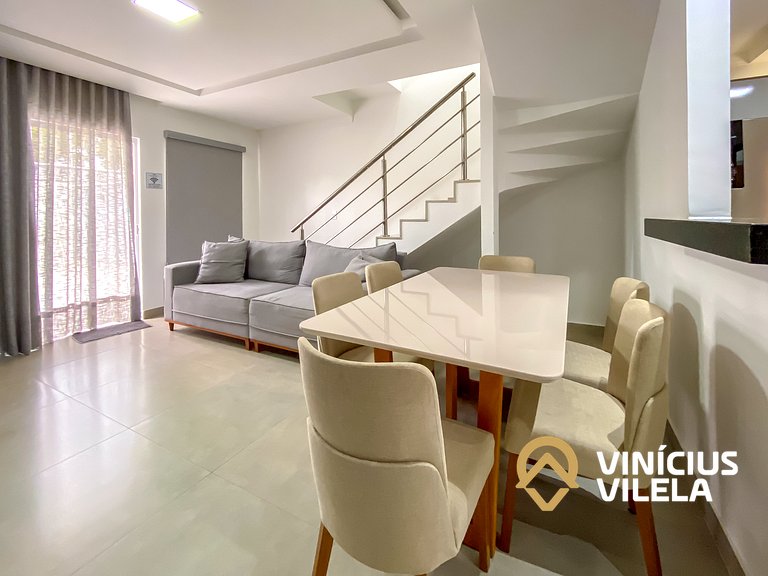 Casa Individual com 2 suítes, cozinha completa, Internet pri