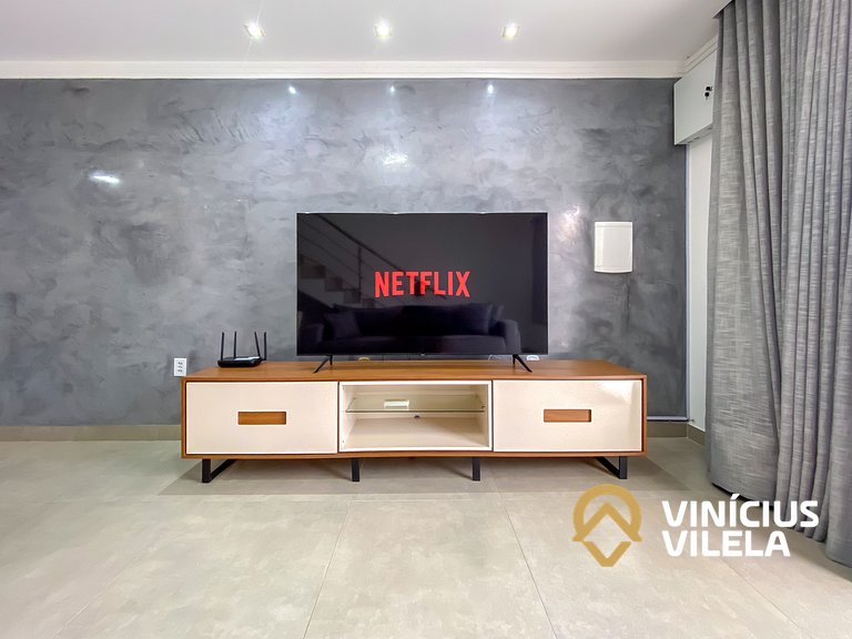 Casa Individual com 2 suítes, cozinha completa, Internet pri