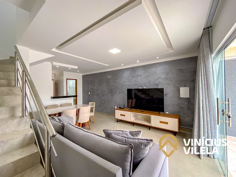 Casa Individual com 2 suítes, cozinha completa, Internet pri