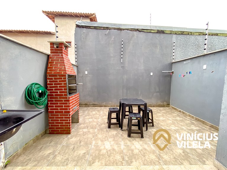 Casa Individual com 2 suítes, cozinha completa, Internet pri