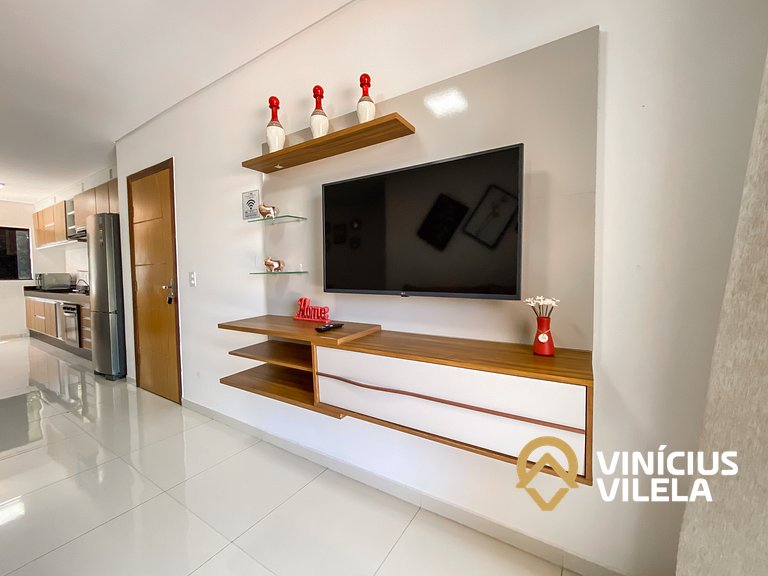 Apto 3 quartos sendo 1 suíte, mobilia de excelente padrão ac