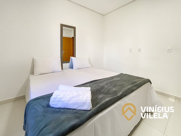 Apto 3 quartos sendo 1 suíte, mobilia de excelente padrão ac