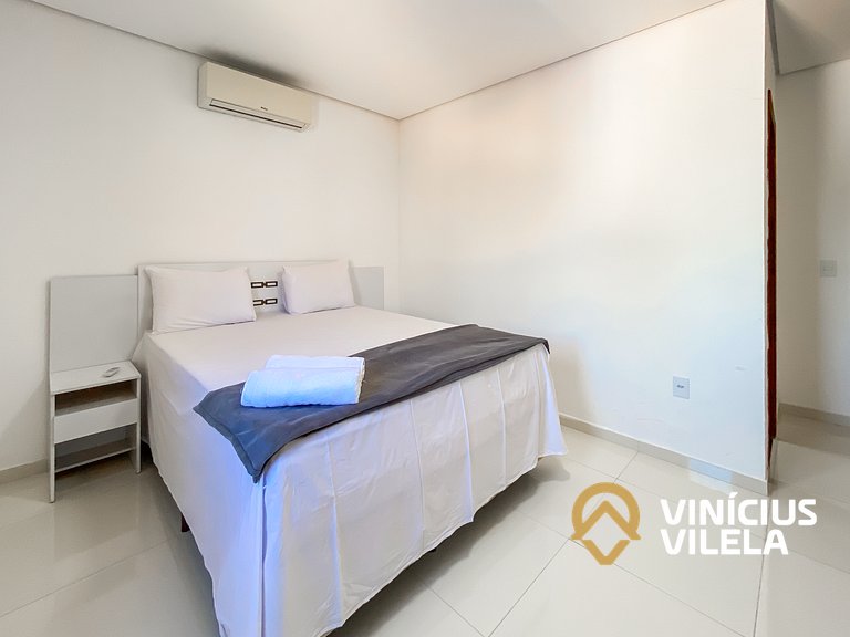 Apto 3 quartos sendo 1 suíte, mobilia de excelente padrão ac