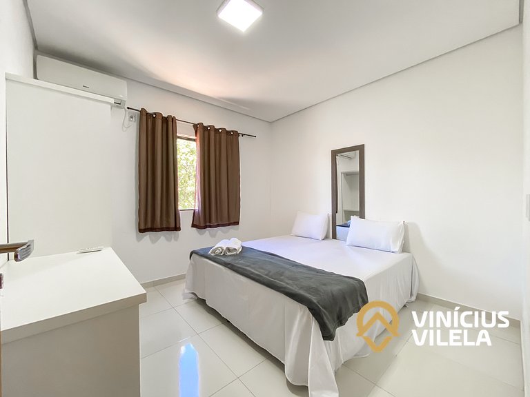 Apto 3 quartos sendo 1 suíte, mobilia de excelente padrão ac