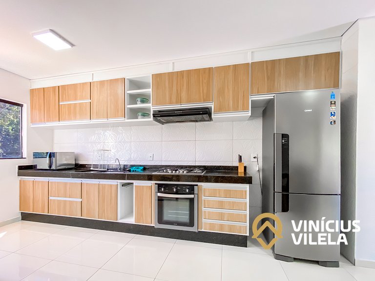 Apto 3 quartos sendo 1 suíte, mobilia de excelente padrão ac