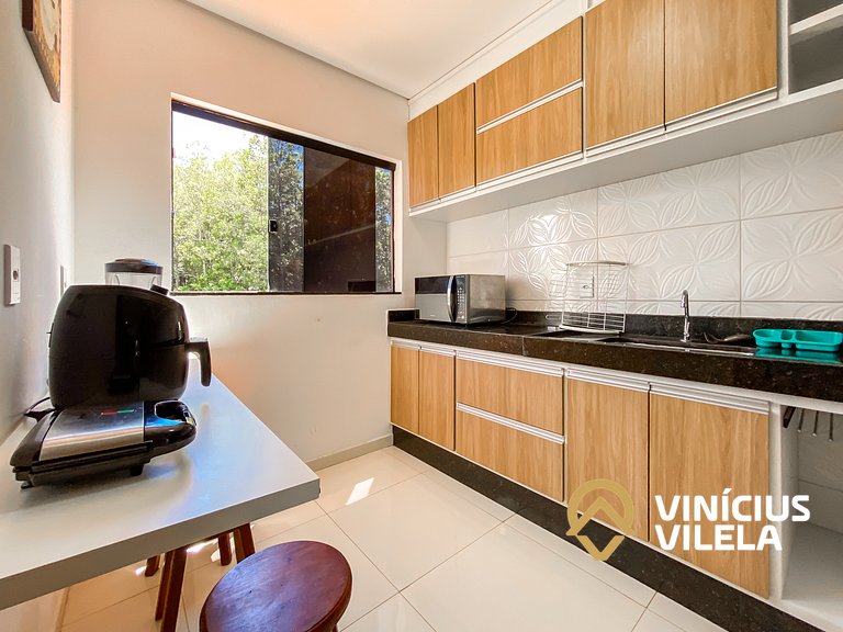 Apto 3 quartos sendo 1 suíte, mobilia de excelente padrão ac