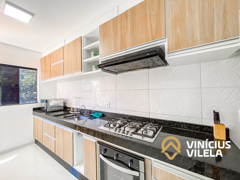 Apto 3 quartos sendo 1 suíte, mobilia de excelente padrão ac