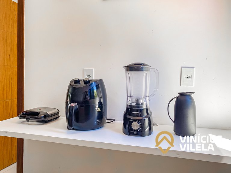 Apto 3 quartos sendo 1 suíte, mobilia de excelente padrão ac