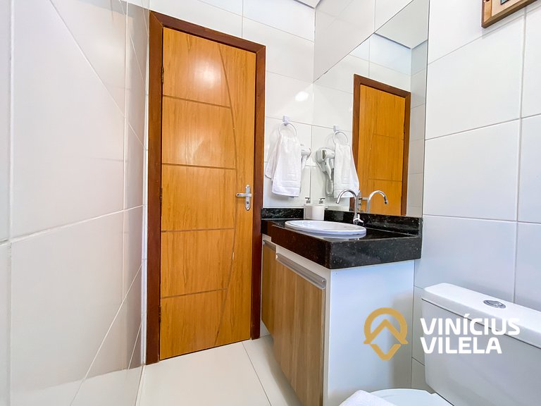 Apto 3 quartos sendo 1 suíte, mobilia de excelente padrão ac