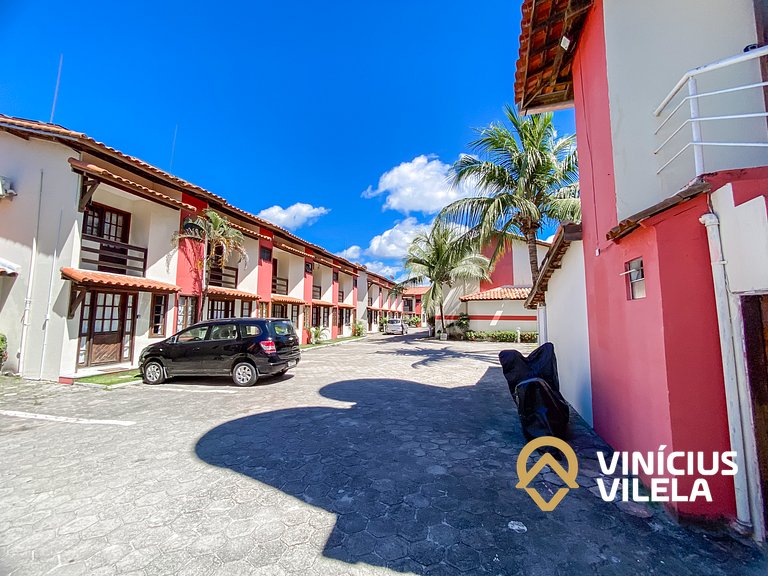 Casa com 2 suítes (todas com ar), churrasqueira e internet p