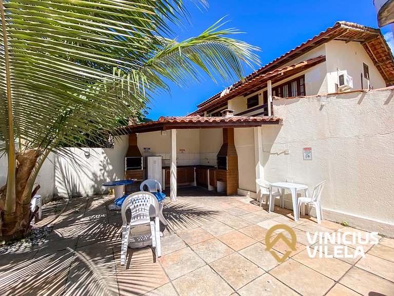 Casas com 2 ou 3 suítes (todas com ar split), com internet p