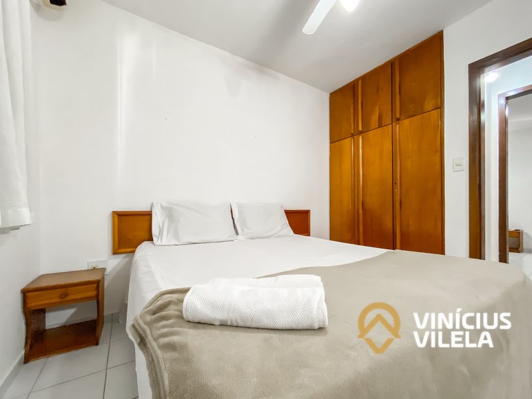 Casa com 2 suítes (todas com ar), churrasqueira e internet p