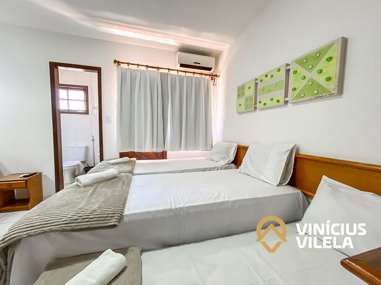 Casa com 2 suítes (todas com ar), churrasqueira e internet p