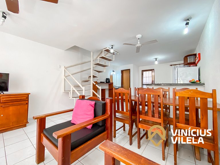 Casa com 2 suítes (todas com ar), churrasqueira e internet p