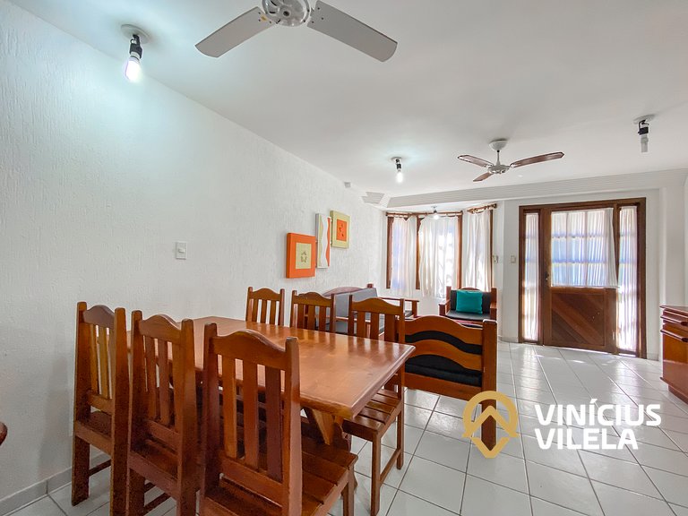 Casa com 2 suítes (todas com ar), churrasqueira e internet p