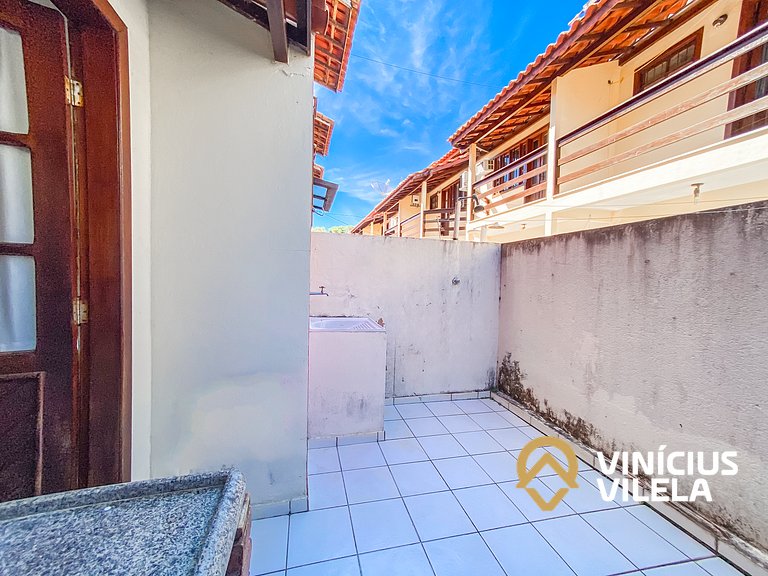 Casa com 2 suítes (todas com ar), churrasqueira e internet p