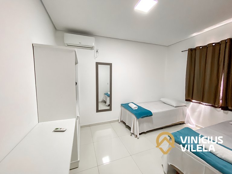 Apto 3 quartos sendo 1 suíte, mobilia de excelente padrão ac