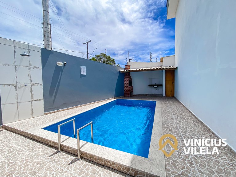 Apto no pavimento superior com 2 quartos (ambos com ar)com v