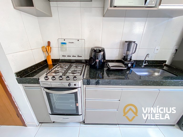 Apto no pavimento superior com 2 quartos (ambos com ar)com v