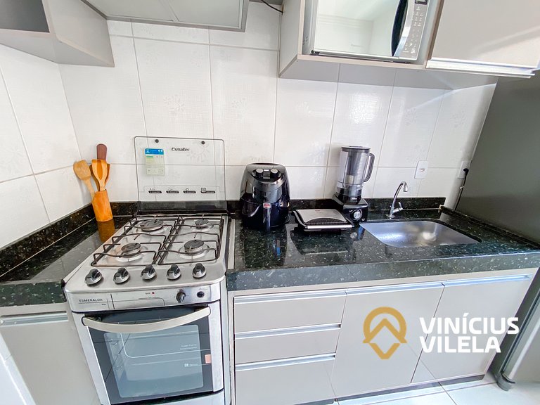 Apto no pavimento superior com 2 quartos (ambos com ar)com v