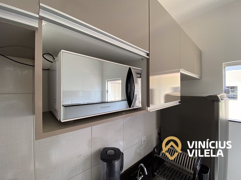 Apto no pavimento superior com 2 quartos (ambos com ar)com v