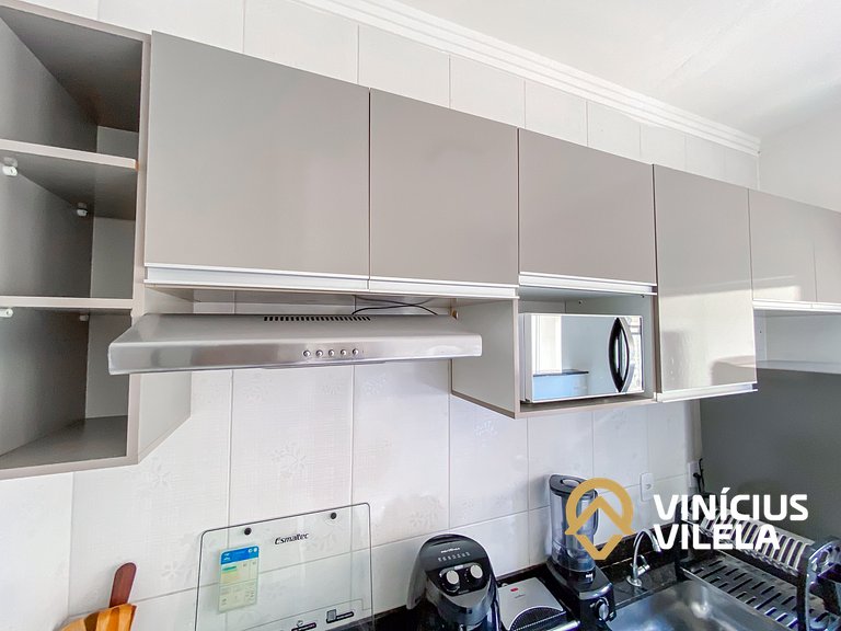 Apto no pavimento superior com 2 quartos (ambos com ar)com v