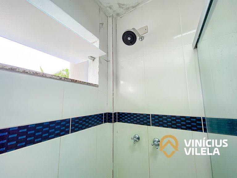 Casa com 3 suítes todas com ar condicionado, churrasqueira p