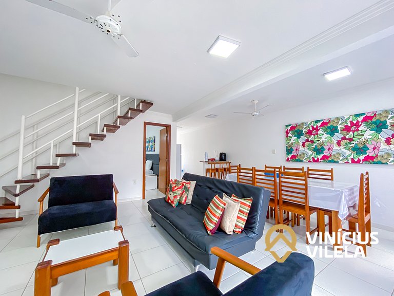 Casa com 3 suítes todas com ar condicionado, churrasqueira p