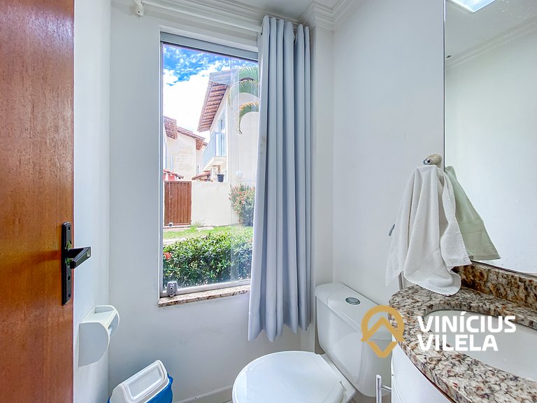 Casa com 3 suítes todas com ar condicionado, churrasqueira p