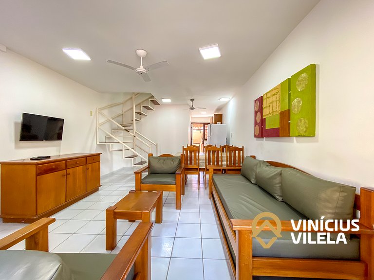 Casa com 3 suítes ambas com ar condicionado e TV, gourmet pr