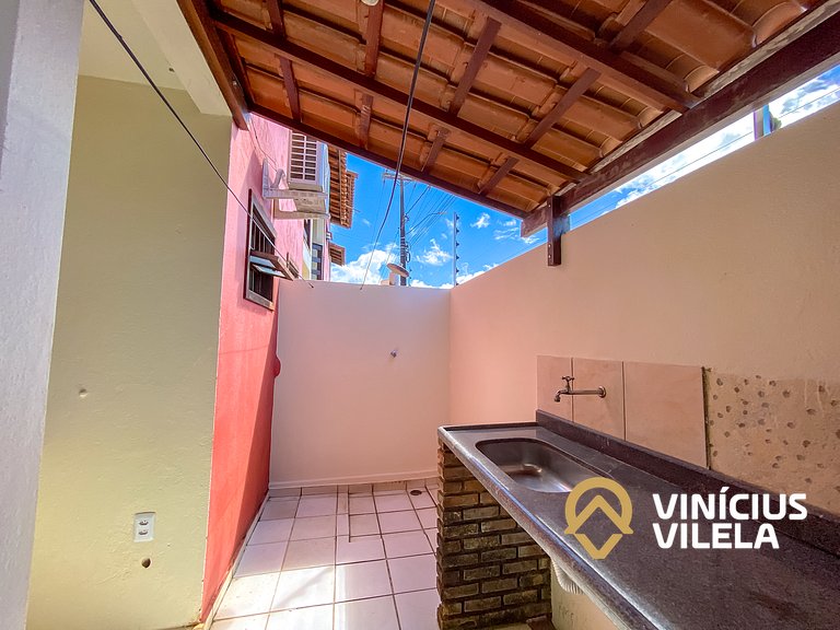 Casa com 3 suítes ambas com ar condicionado e TV, gourmet pr