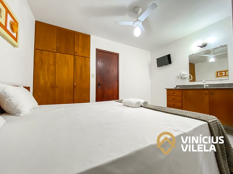 Casa com 2 suítes ambas com ar condicionado e TV, e internet