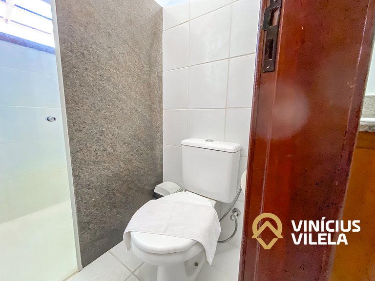 Casa com 2 suítes ambas com ar condicionado e TV, e internet