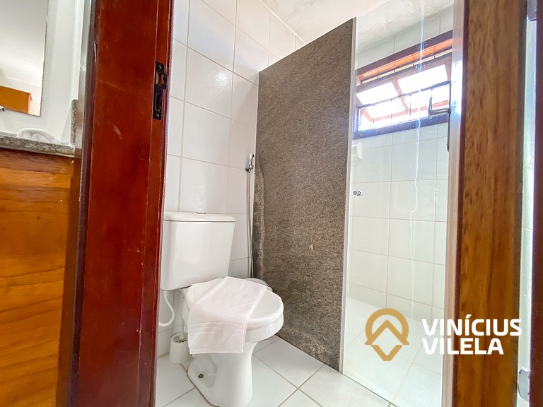 Casa com 2 suítes ambas com ar condicionado e TV, e internet