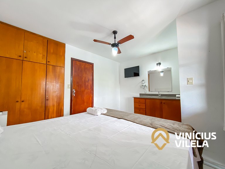 Casa com 2 suítes ambas com ar condicionado e TV, churraquei