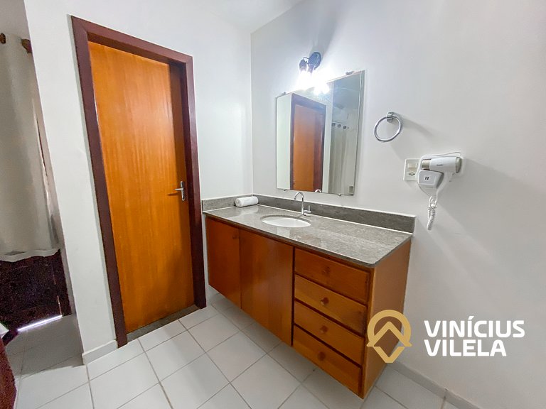 Casa com 2 suítes ambas com ar condicionado e TV, churraquei