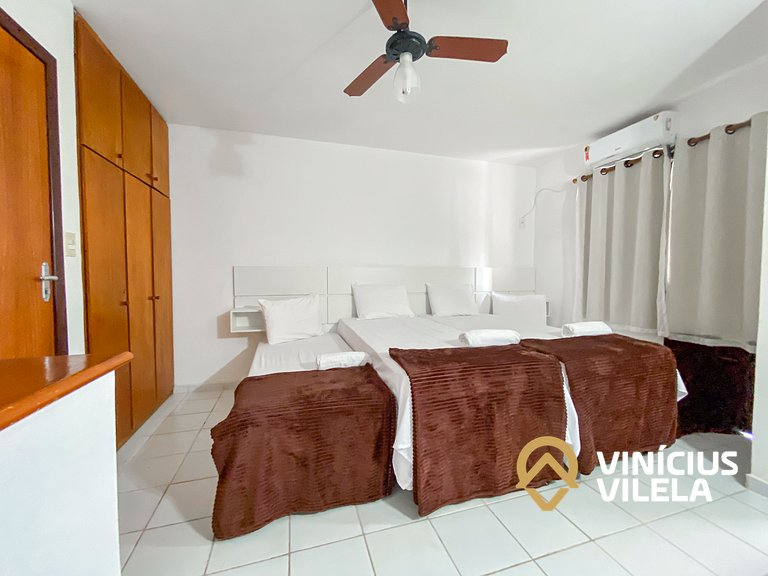 Casa com 2 suítes ambas com ar condicionado e TV, churraquei