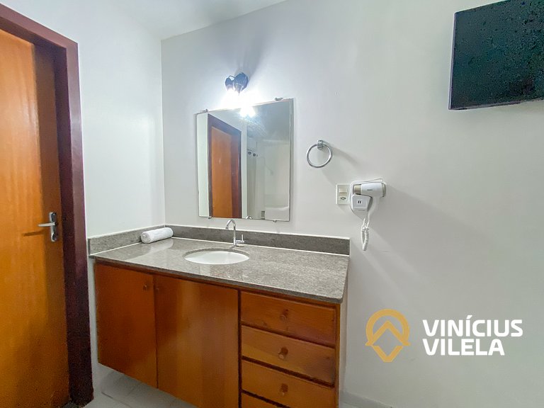 Casa com 2 suítes ambas com ar condicionado e TV, churraquei