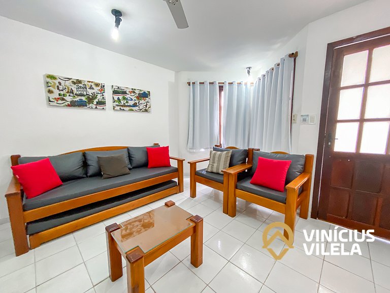 Casa com 2 suítes ambas com ar condicionado e TV, churraquei