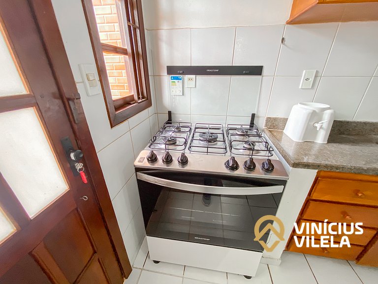 Casa com 2 suítes ambas com ar condicionado e TV, churraquei