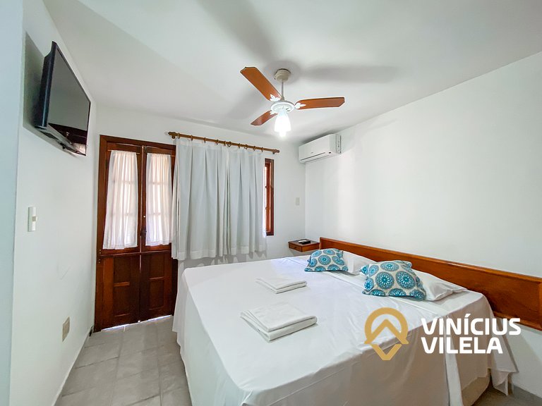 Casa com 2 suítes (ambas com ar split) e internet privativa