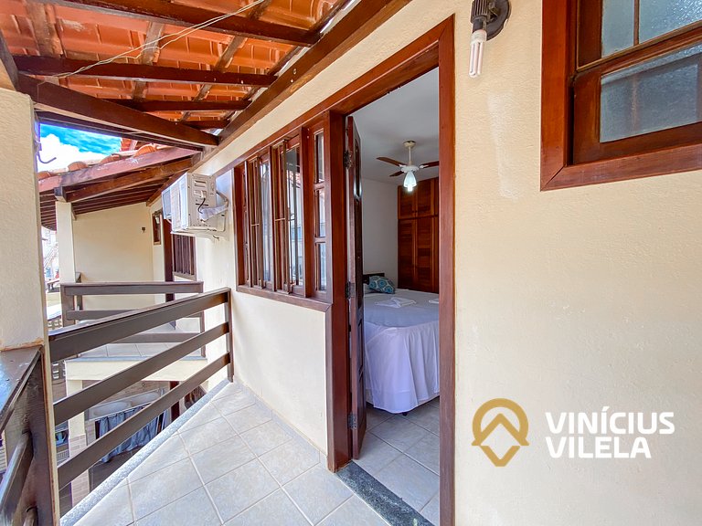 Casa com 2 suítes (ambas com ar split) e internet privativa